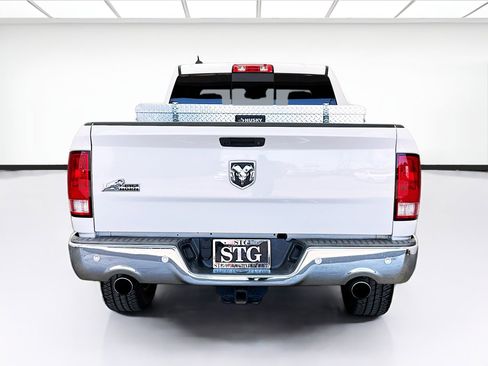 Used 2018 RAM 1500 Big Horn RWD image 5