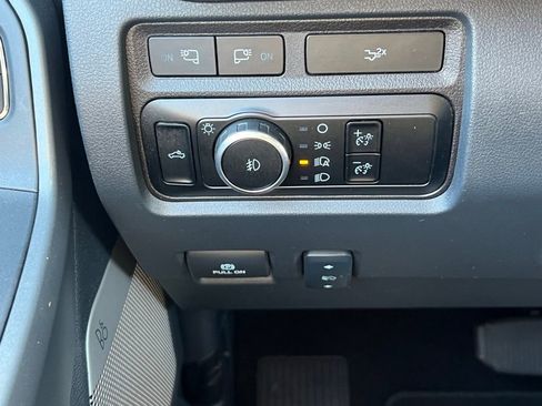 Used 2024 Ford F350 Lariat w/ FX4 Off-Road Package image 32