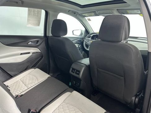 Used 2018 Chevrolet Equinox LT w/ Sun & Infotainment Package FWD image 28