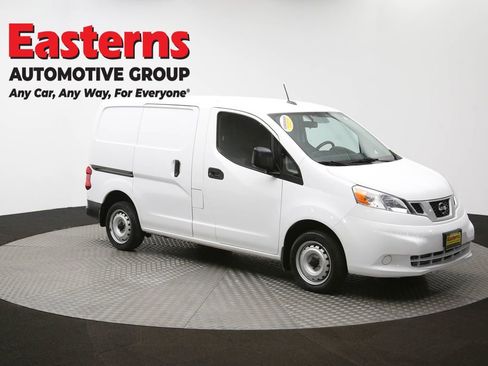 Used 2020 Nissan NV200 S image 46