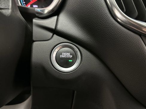 Used 2024 Chevrolet Equinox LT AWD/4WD image 40