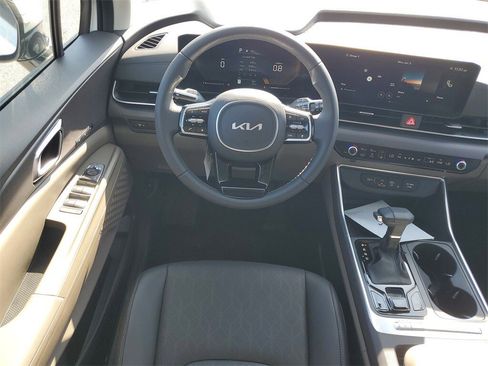 New 2026 Kia Carnival EX image 26