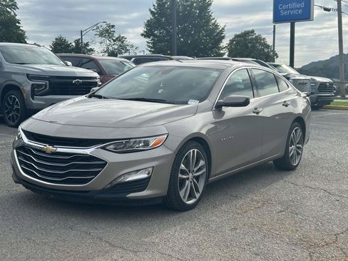 Used 2024 Chevrolet Malibu LT FWD image 3