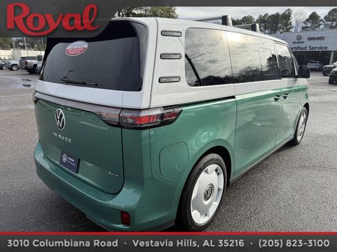 Certified 2025 Volkswagen ID. Buzz 1st Edition image 5