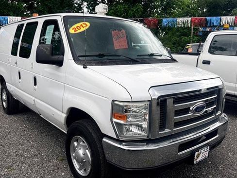 Used 2013 Ford E-350 and Econoline 350 Super Duty w/ Commercial Cargo Van Pkg RWD image 4