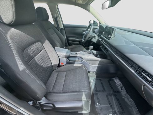 Certified 2024 Honda HR-V LX image 30