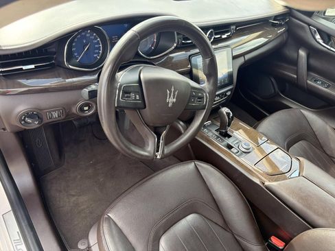 Used 2018 Maserati Quattroporte S RWD image 18