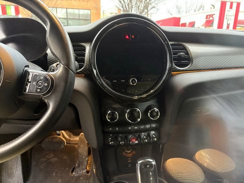 Certified 2023 MINI Cooper S w/ MINI Resolute Edition image 7