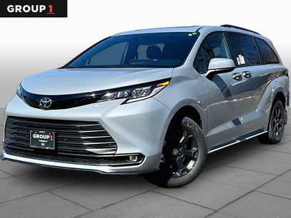 New 2026 Toyota Sienna XLE Woodland Edition