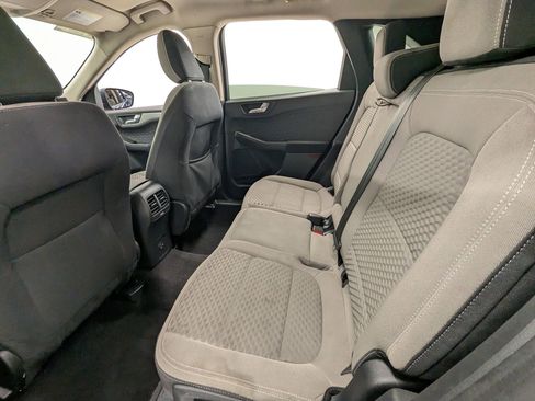 Used 2020 Ford Escape SE image 19