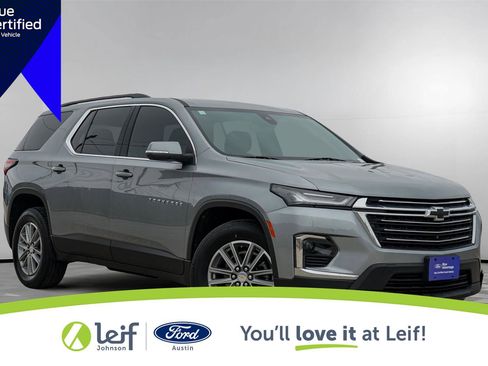 Used 2023 Chevrolet Traverse LT w/ Rear Camera Mirror Package AWD/4WD image 1