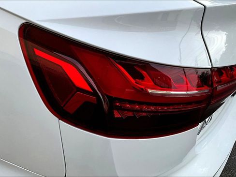 Used 2023 Audi A4 2.0T Premium w/ Convenience Package image 22