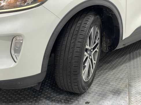 Used 2020 Ford Escape SEL FWD image 37