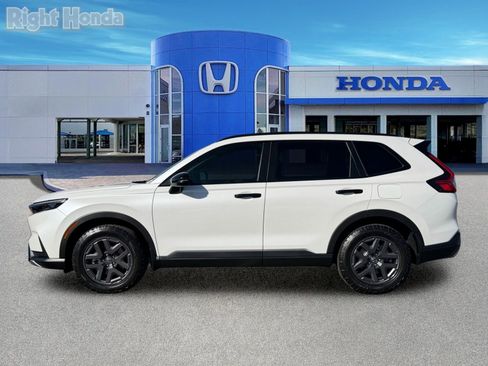 Used 2026 Honda CR-V TrailSport image 3