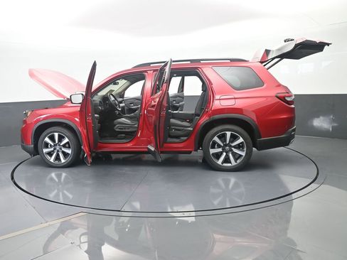 Used 2024 Honda Pilot Touring image 82