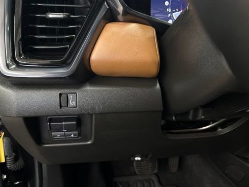 Used 2023 GMC Canyon AT4 AWD/4WD image 20