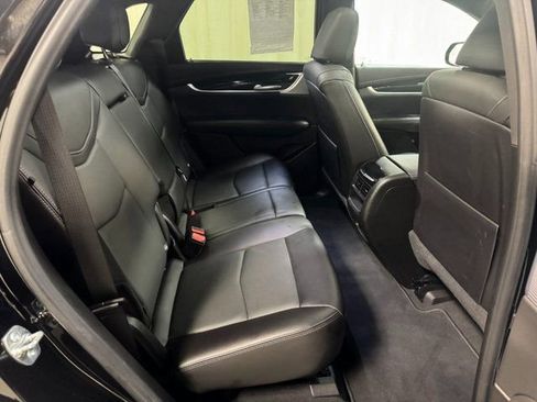 Used 2025 Cadillac XT5 Premium Luxury image 23