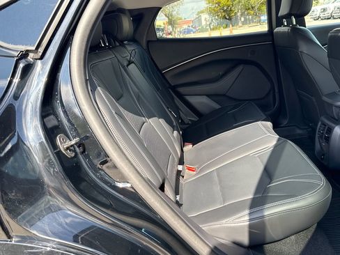 Certified 2025 Ford Mustang Mach-E Premium image 29