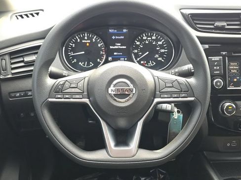 Used 2020 Nissan Rogue Sport S FWD image 10