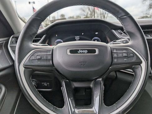 Used 2021 Jeep Grand Cherokee L Laredo w/ Luxury Tech Group I AWD/4WD image 17