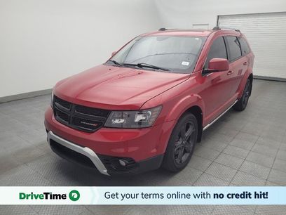 Used 2018 Dodge Journey Crossroad w/ Nav & Sun Group