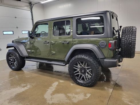 Used 2021 Jeep Wrangler Unlimited Sport AWD/4WD image 6