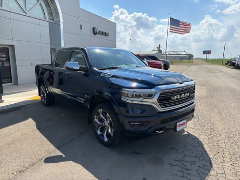 Used 2024 RAM 1500 Limited AWD/4WD image 3