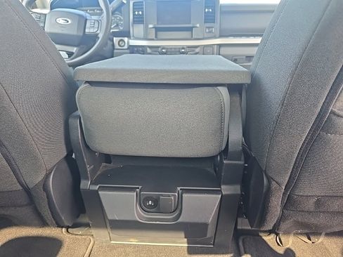 Used 2024 Ford F250 XLT image 20