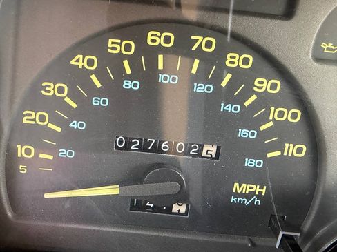 Used 1991 Chevrolet Camaro Z28 RWD image 20