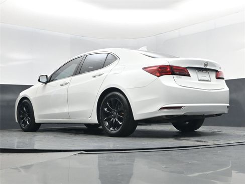 Used 2015 Acura TLX image 25