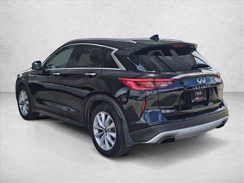 Used 2019 INFINITI QX50 Essential w/ Premium Heat Package AWD/4WD image 3