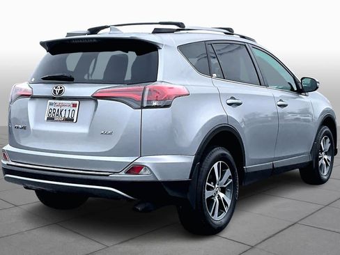 Used 2017 Toyota RAV4 XLE image 12