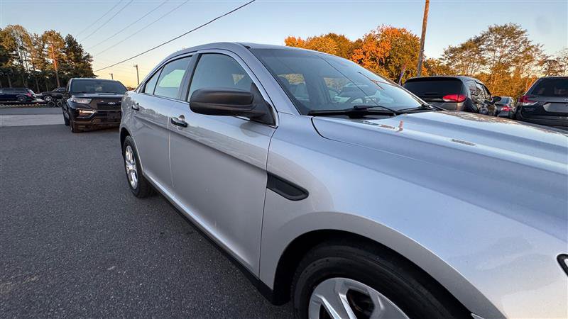 Used 2015 Ford Taurus Police Interceptor AWD image 21