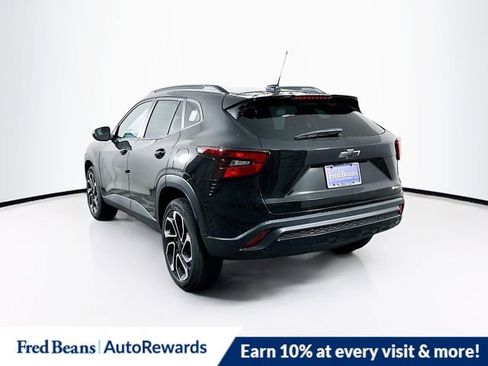 New 2025 Chevrolet Trax RS w/ Sunroof Package image 4