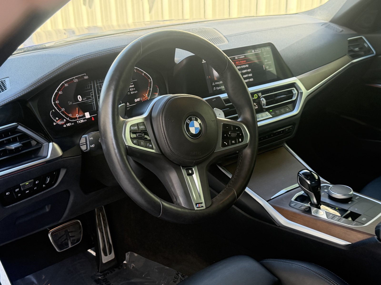Used 2021 BMW 330i Sedan w/ M Sport Package RWD image 17