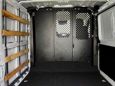Used 2025 RAM ProMaster 2500 w/ U-Haul Equipment Group FWD image 21