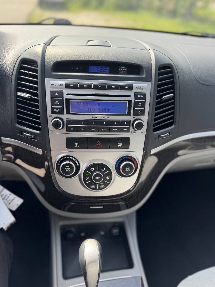 Used 2008 Hyundai Santa Fe GLS FWD image 12