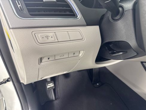 Used 2016 Hyundai Sonata SE image 14