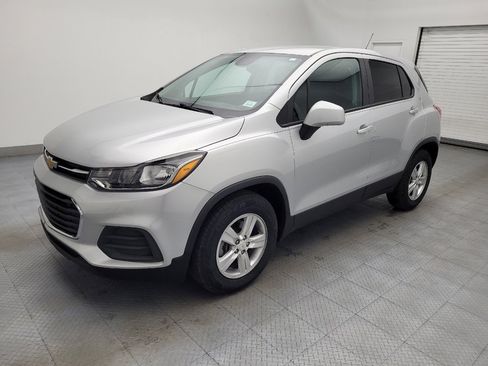 Used 2020 Chevrolet Trax LS w/ Tint and Cruise Package image 2