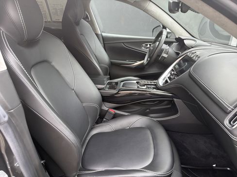 Used 2021 Aston Martin DBX AWD/4WD image 2