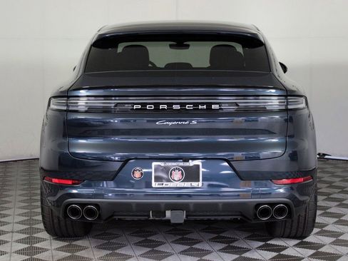 Certified 2025 Porsche Cayenne S image 6