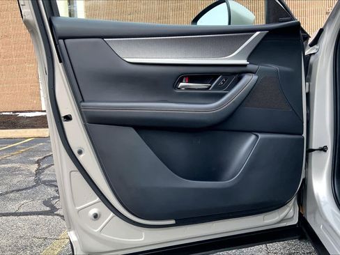 Used 2024 MAZDA CX-90 Plug-In Hybrid w/ Premium Pkg image 22