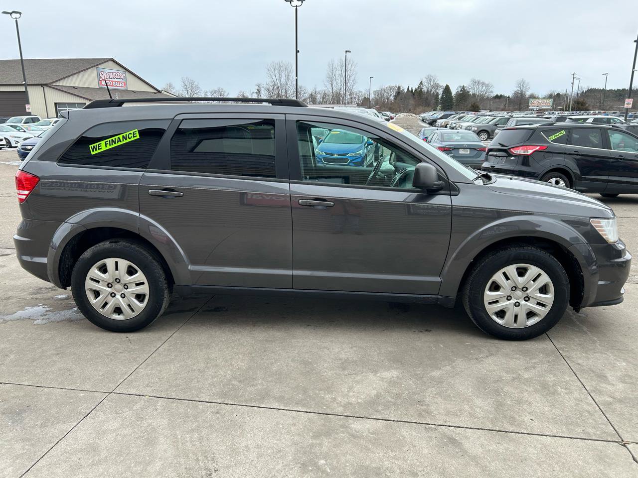 Used 2018 Dodge Journey SE FWD image 4