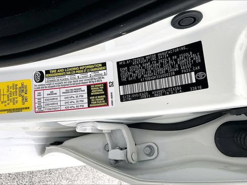 Used 2025 Toyota Camry SE w/ Convenience Package AWD/4WD image 41