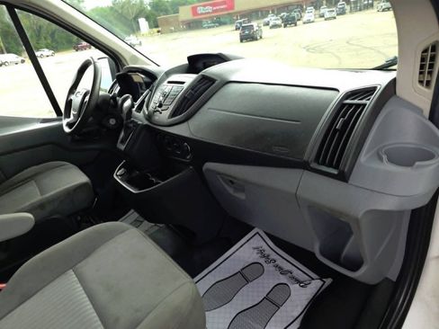 Used 2018 Ford Transit 250 148 Low Roof RWD image 32