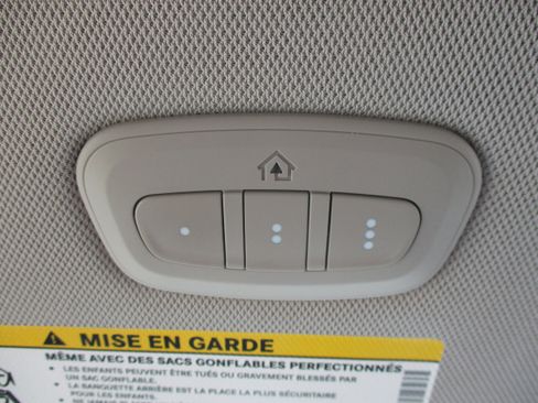 Used 2024 Chrysler Pacifica Limited FWD image 34