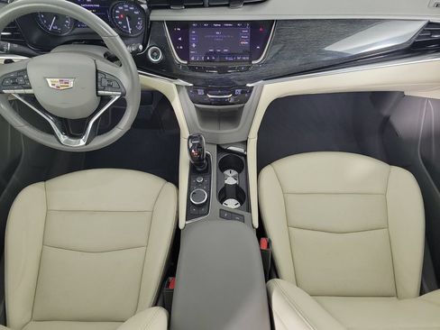 Certified 2023 Cadillac XT6 Premium Luxury w/ Technology Package AWD/4WD image 17