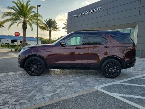 New 2026 Land Rover Discovery Limited Edition AWD/4WD image 2
