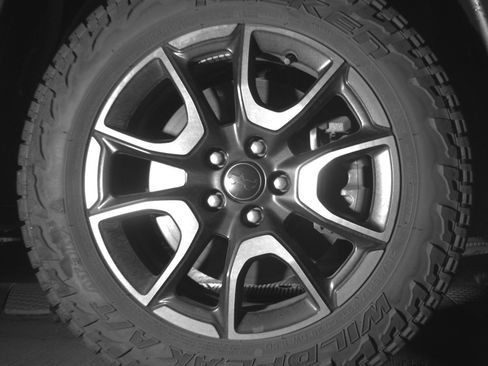 Used 2025 Jeep Compass Trailhawk image 13