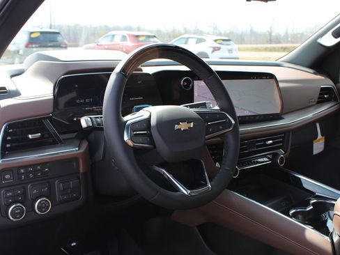 New 2026 Chevrolet Suburban High Country AWD/4WD image 27